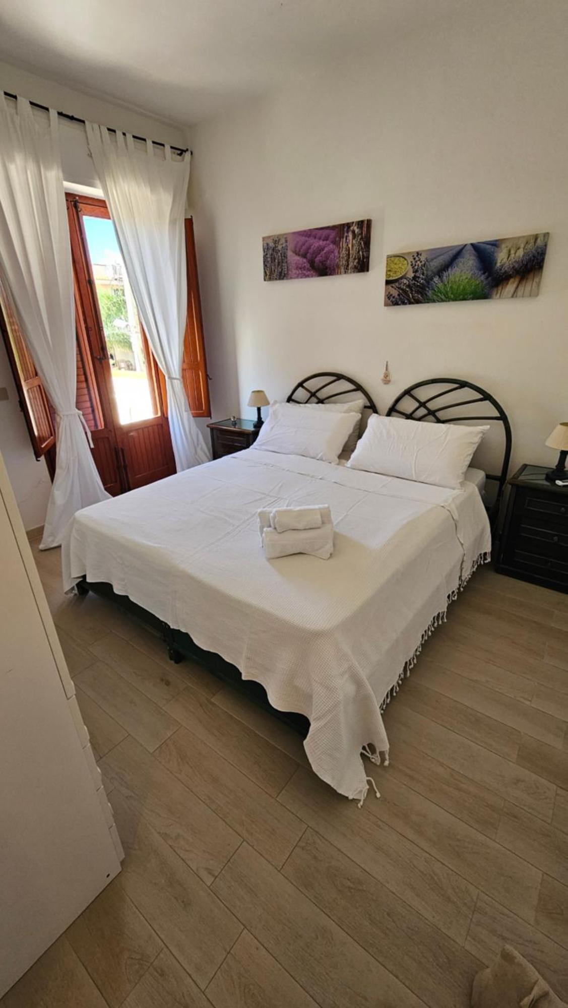 Isolahome Isola delle Femmine Extérieur photo