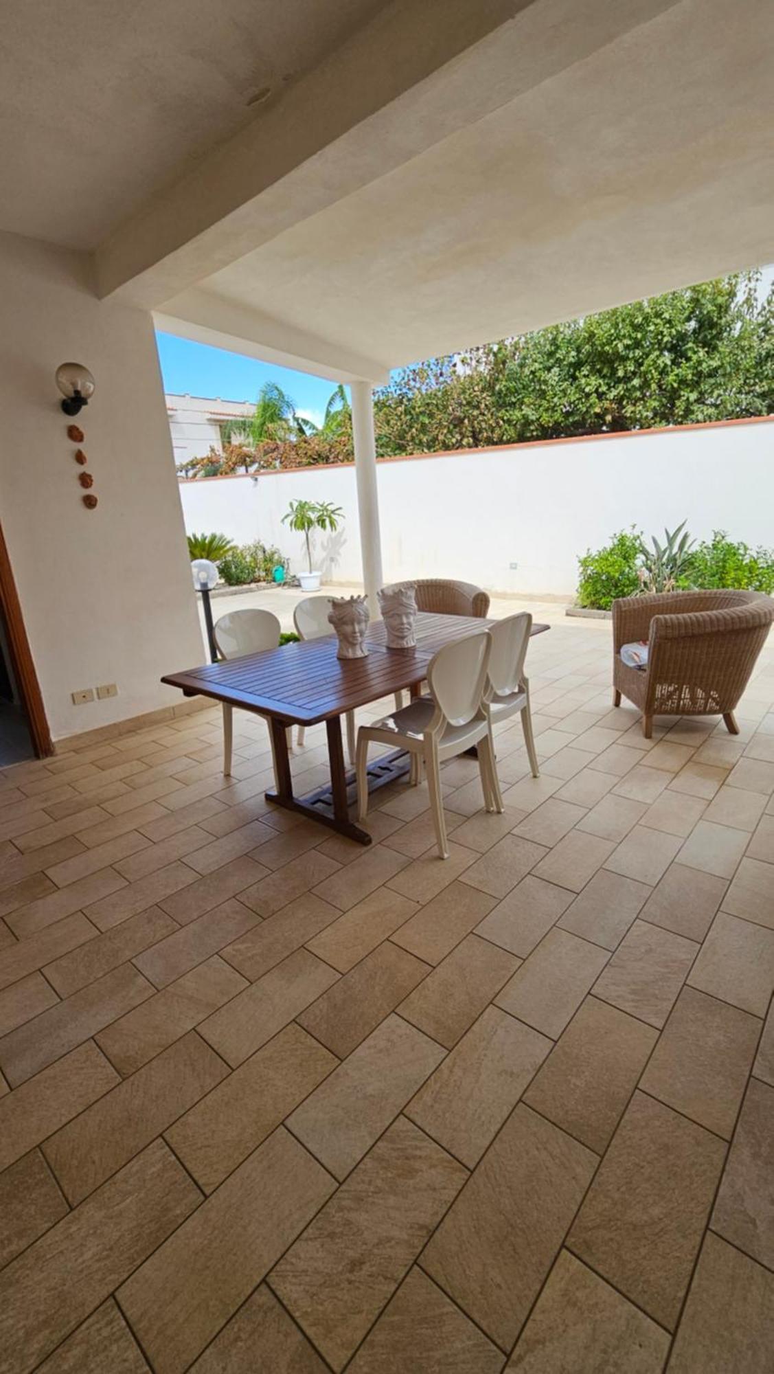 Isolahome Isola delle Femmine Extérieur photo