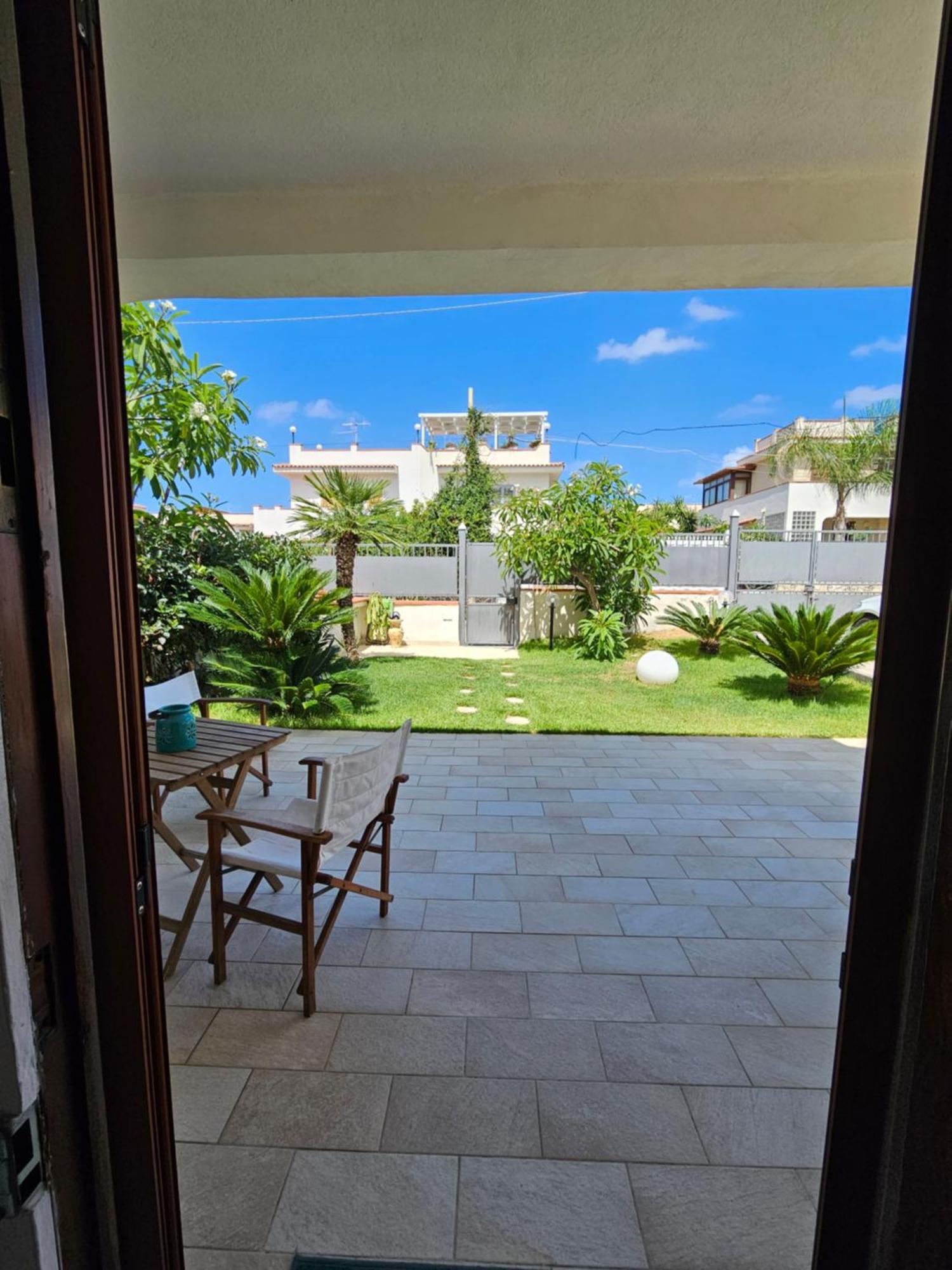 Isolahome Isola delle Femmine Extérieur photo