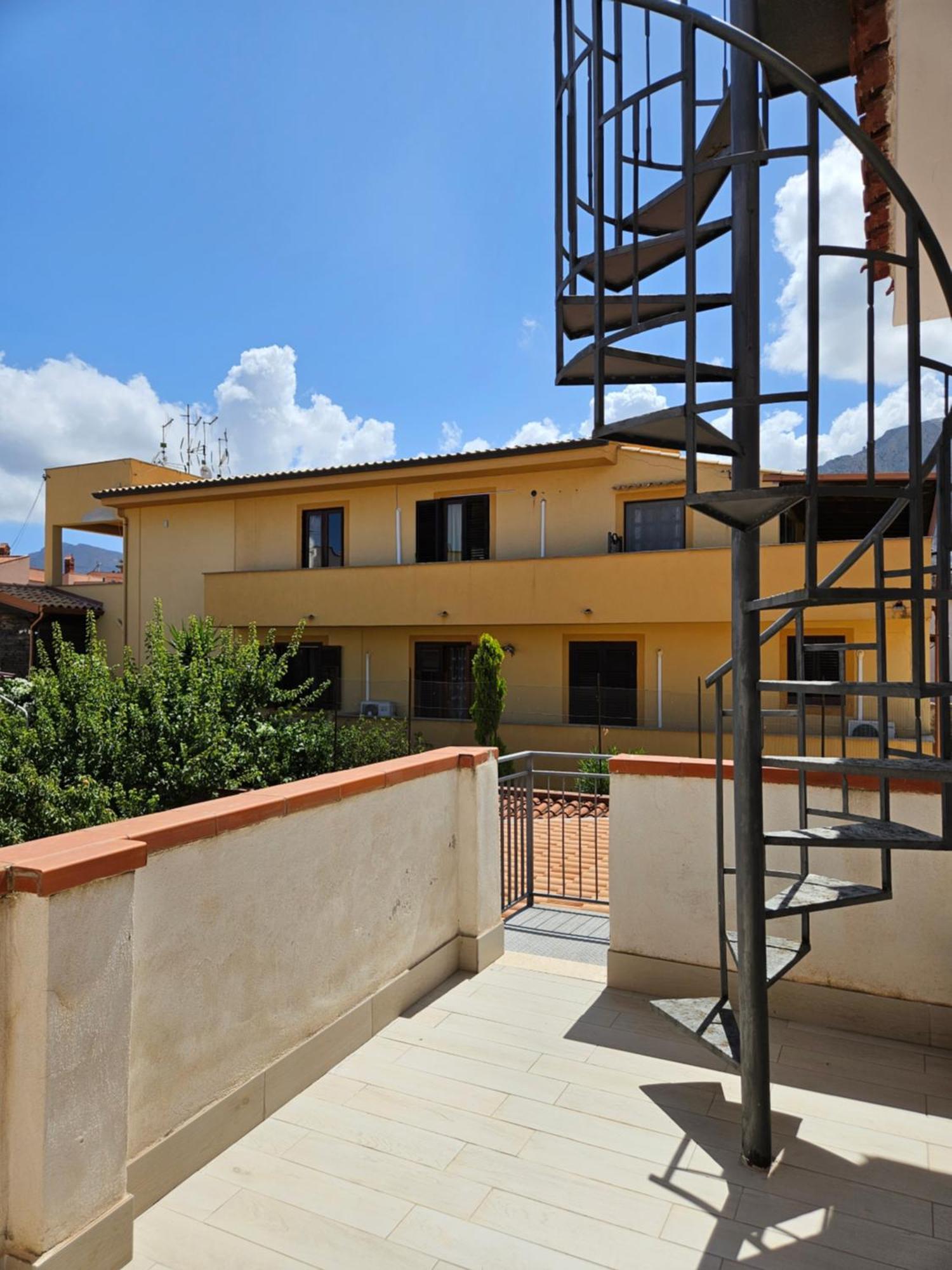 Isolahome Isola delle Femmine Extérieur photo